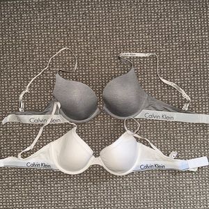 2 Calvin Klein Bras